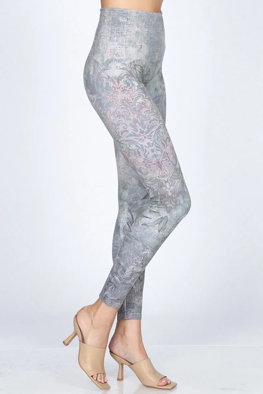 B4292DU High Waist Full Length Legging Forest Damask Motif