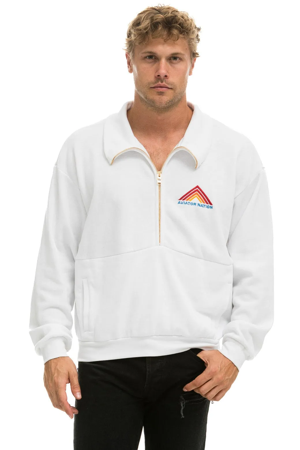 MOUNTAIN EMBROIDERY HALF ZIP SWEATSHIRT - WHITE